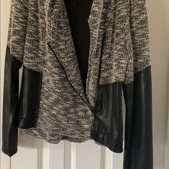 Jessica Simpson Jacket/Blazer - Picture 2 of 7